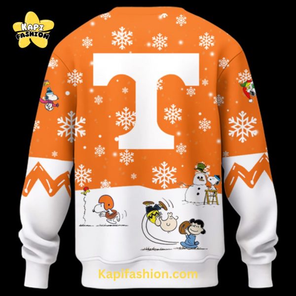 Limited Edition Tennessee Football Peanuts Holiday Speciality Snow Sweatshirt 3